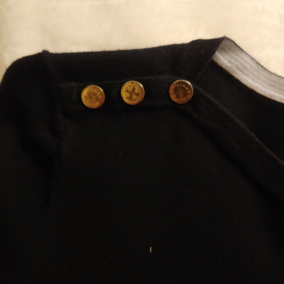 Tommy Hilfiger black bateau sweater w gold buttons - Picture 5 of 7